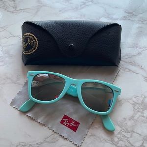 Used Turquoise Ray-Ban Wayfarer Sunglasses